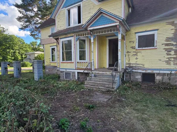 125 E Delaware St, Decatur, MI 49045