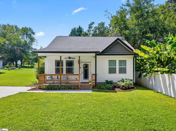 223 Eastland Dr, Greer, SC 29651