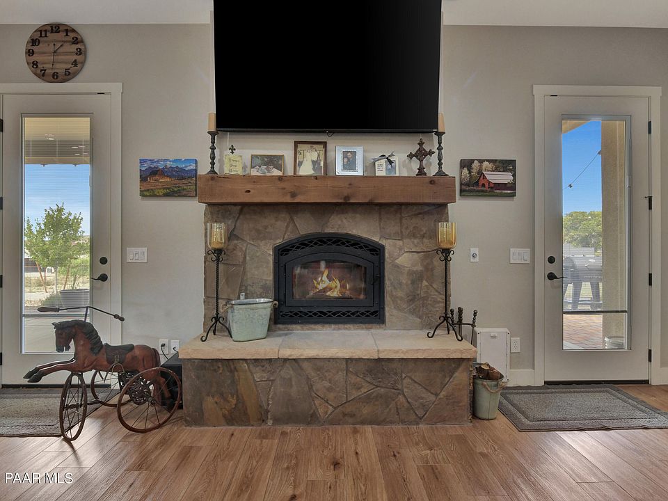 2nd image of 5250 W Nature Creek Trl