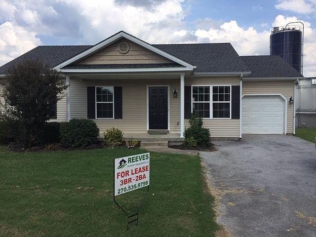 3 Bedroom, 2 Bath Home ready for you