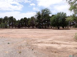662 E Ojibwa Rd, Dexter, NM 88230