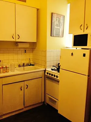 Rented by Jason Rosenberg, LREB | media 22