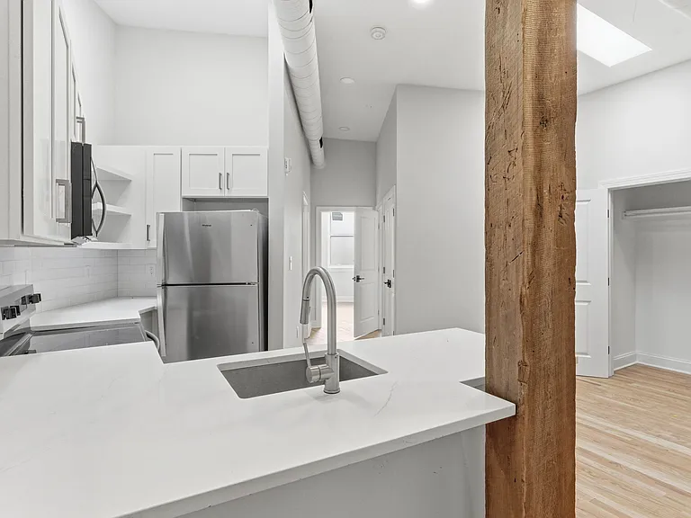 337 S Fremont Ave #1 — Photo 14