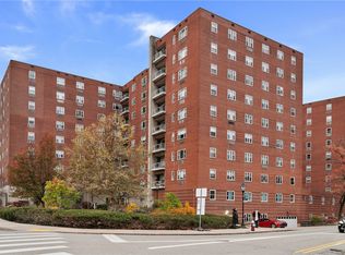 4625 5th Ave APT 607, Oakland, PA 15213