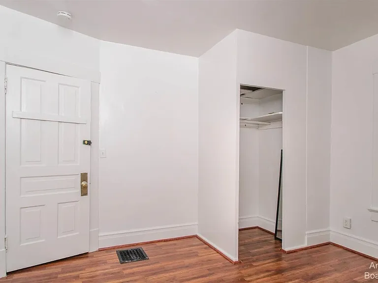 610 S Ashley St #2 — Photo 6