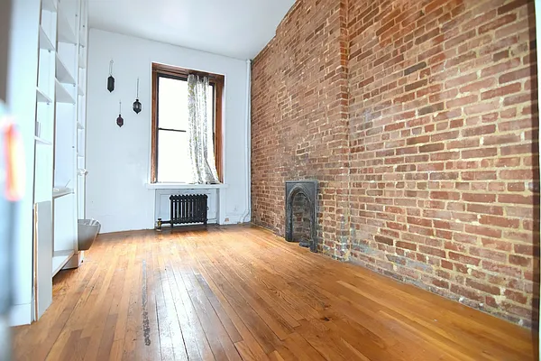 Rented by Manhattan Spaces | media 18