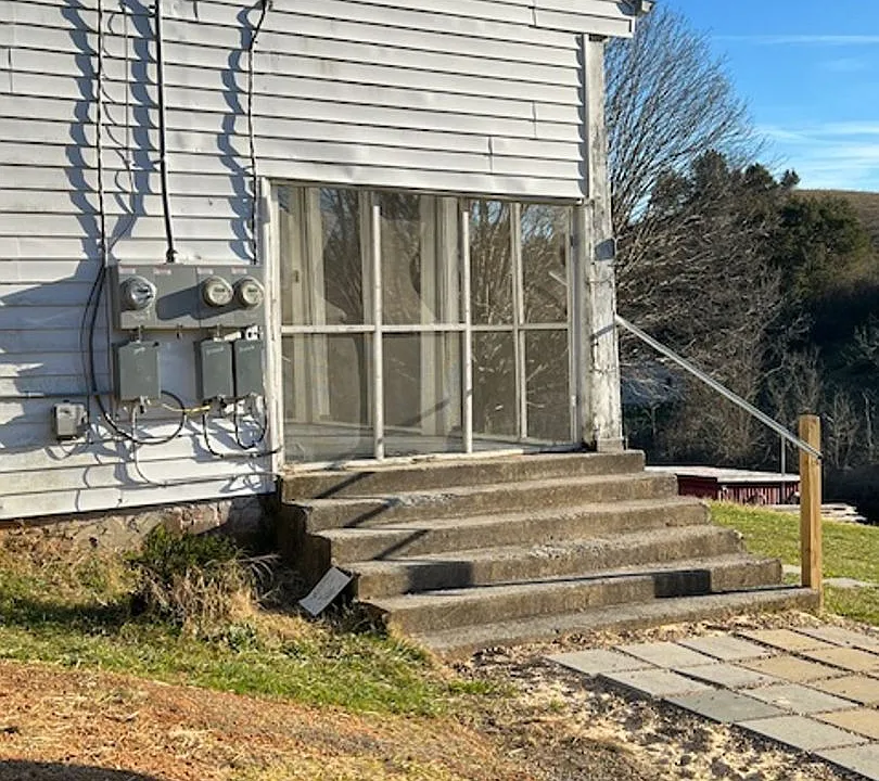 3006 Collierstown Rd