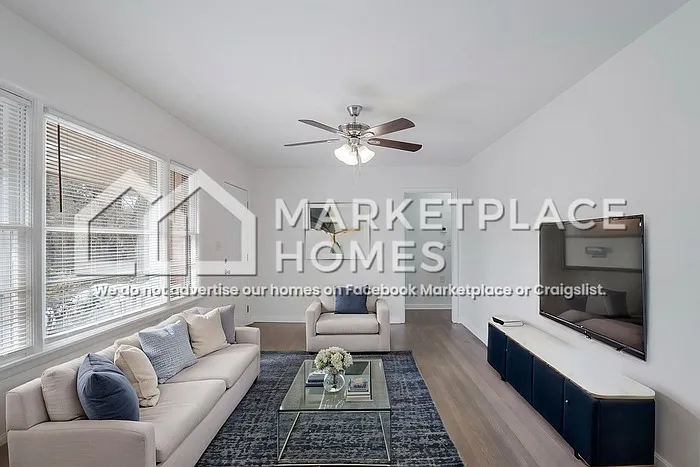 4236 Glenhaven Dr — Photo 3