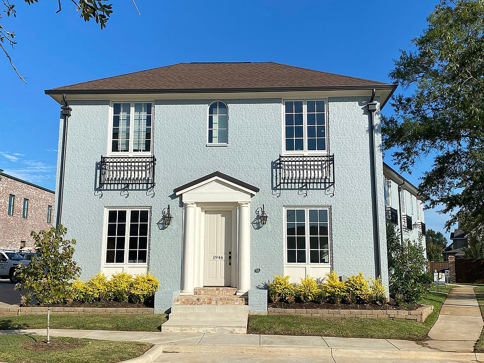 1st image of 1946 Chestnut Park Ln