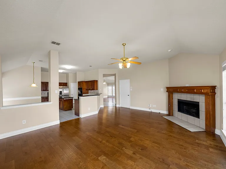 6008 Tupelo Ln — Photo 20