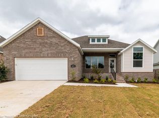 4698 W Canyon Run Dr, Fayetteville, AR 72704