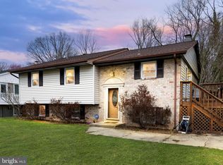 8221 Bernard Dr N, Millersville, MD 21108