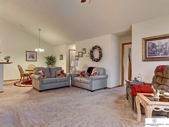 4th image of 7726 S 155th Ave