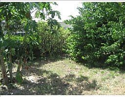 3rd image of 3821 NE 14th Ave