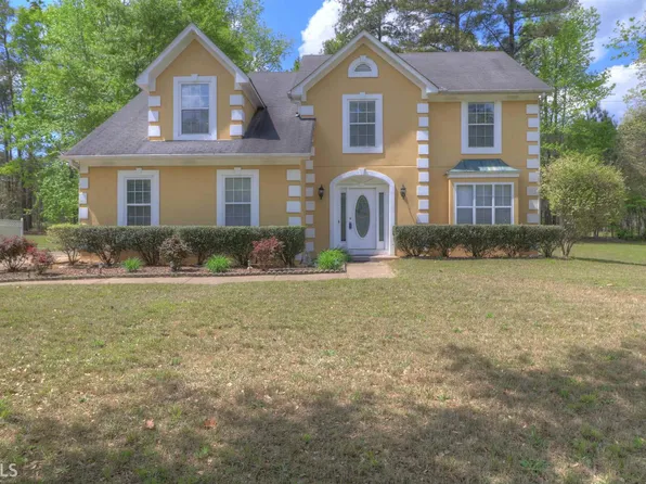 9854 Point View Dr, Jonesboro, GA 30238