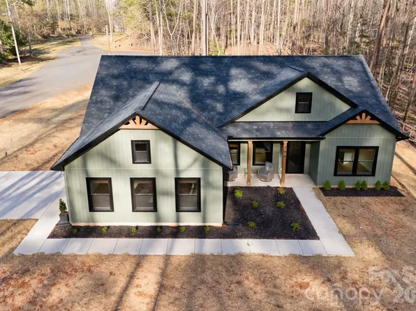 274 Carolina Dr #1009, Troy, NC 27371