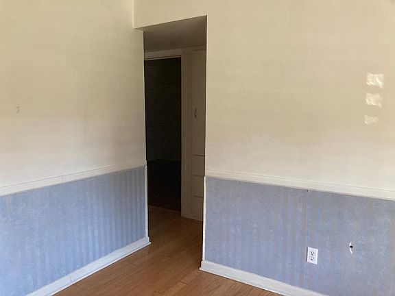 Front room to bedrooms