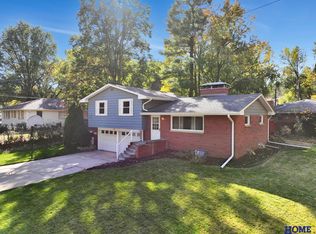 4201 Neville Ave, Lincoln, NE 68506