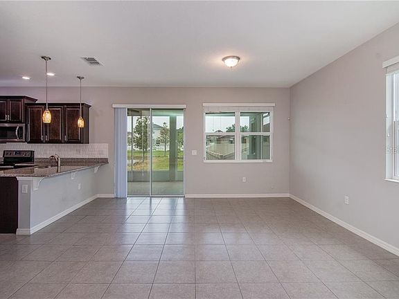 5th image of 10407 Laguna Plains Dr