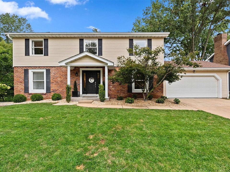 1st image of 15585 Highcroft Dr