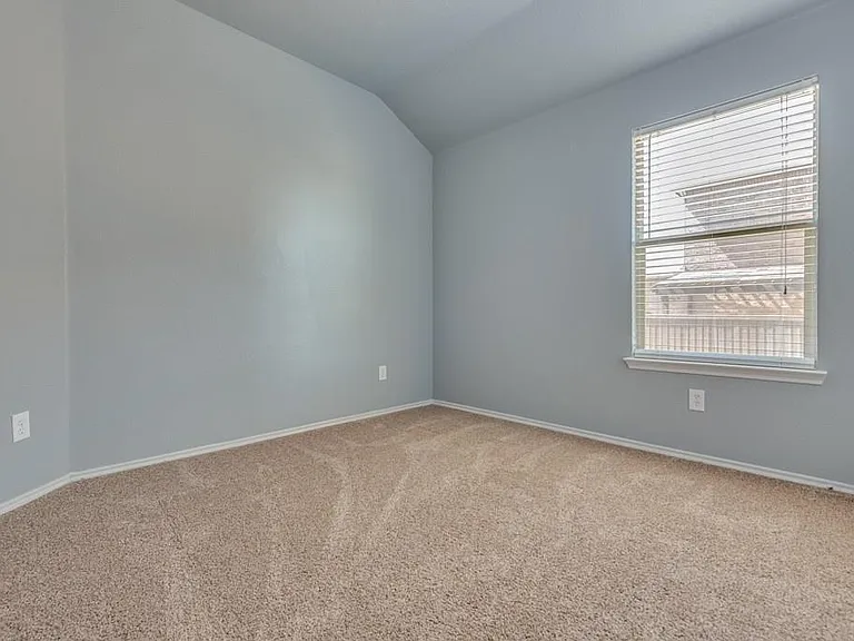 5313 Beacon Ln — Photo 15