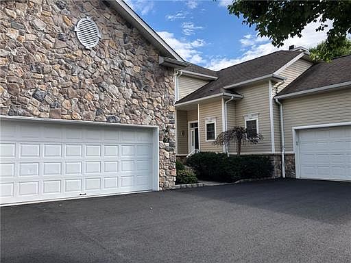2nd image of 3 Oconnor Cir