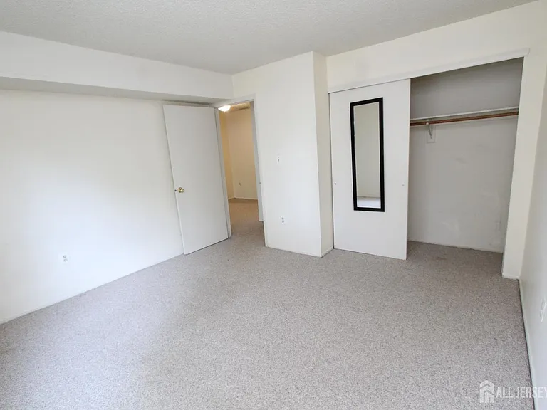 1105 Aspen Dr — Photo 12