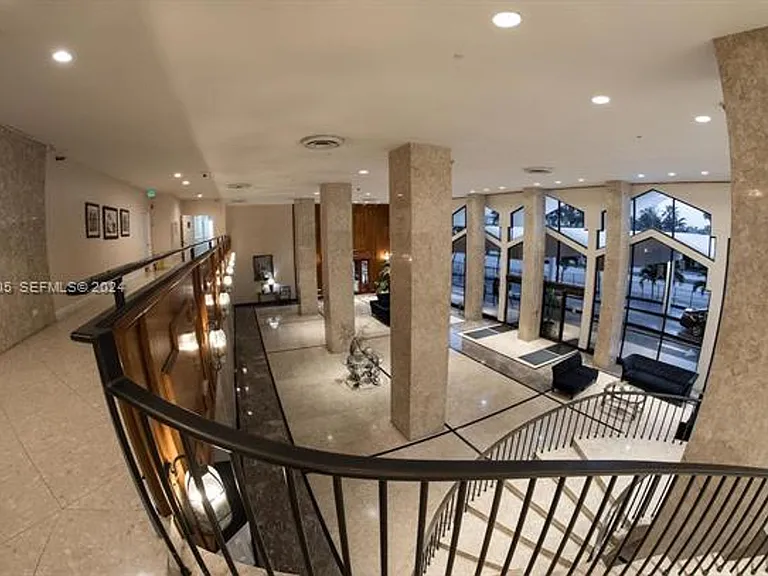 5601 Collins Ave #1206 — Photo 51
