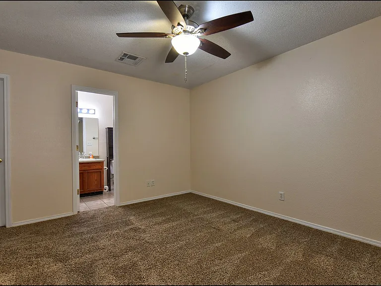 508 Covington Ridge Way — Photo 18