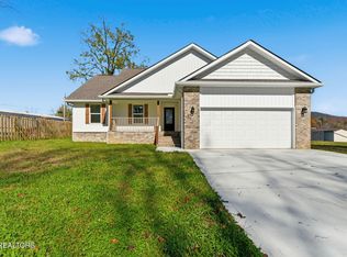 726 Green St, Wartburg, TN 37887