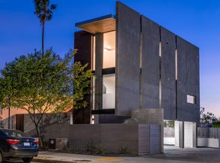 2692 C St APT 4, San Diego, CA 92102