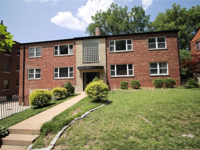 7511 Byron Pl APT 2E, Saint Louis, MO, 63105