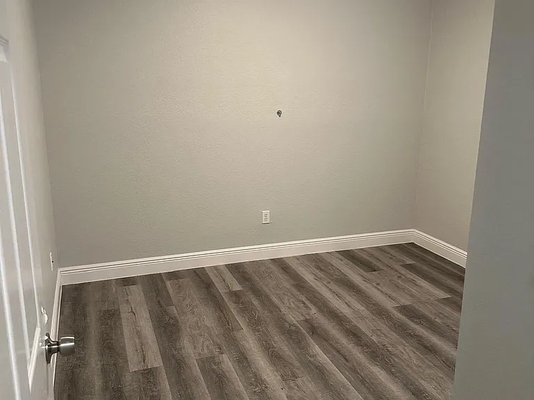 2307 Silver Palm Dr #103 — Photo 10