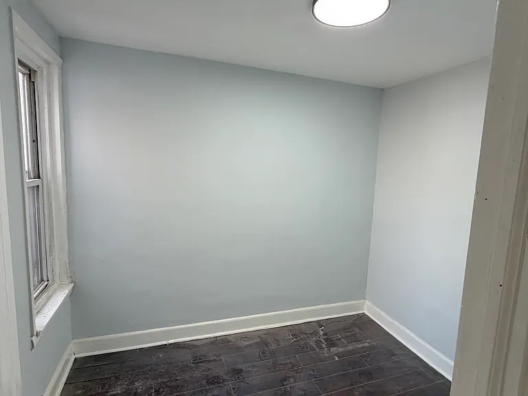 3327 Rand St — Photo 7