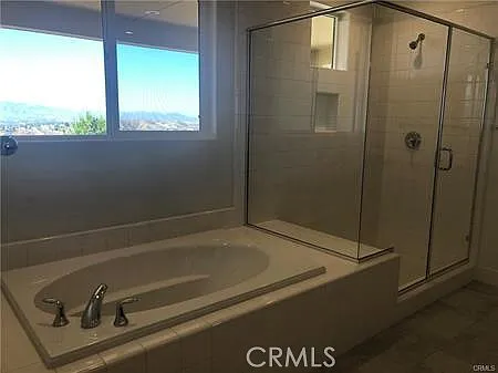 19042 Martino Ct — Photo 21