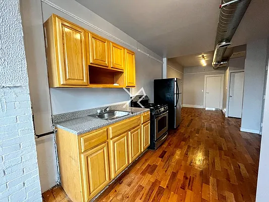 Rented by Yaffa Realty LLC | media 18