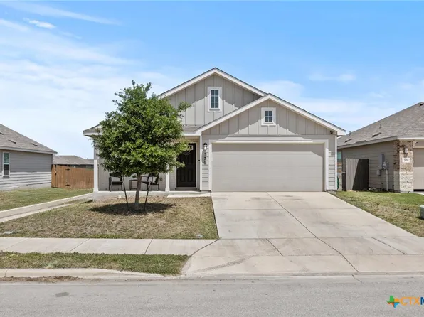 374 N Kowald Ln, New Braunfels, TX 78130