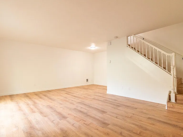 510 SE 46th Ave — Photo 6