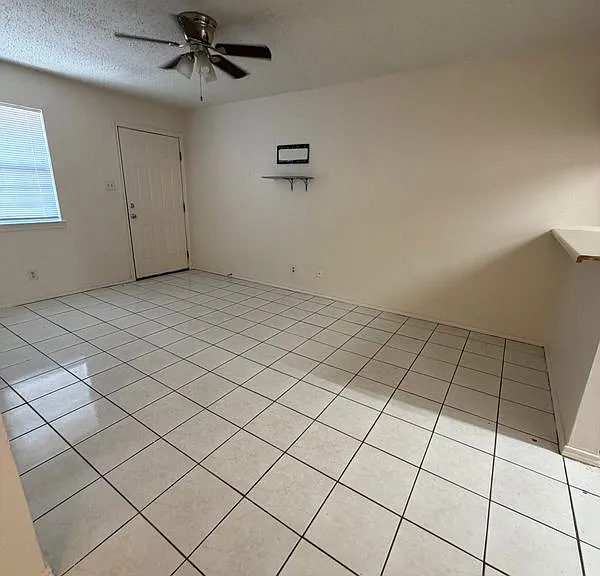 2605 Springfield Ave #4 — Photo 9