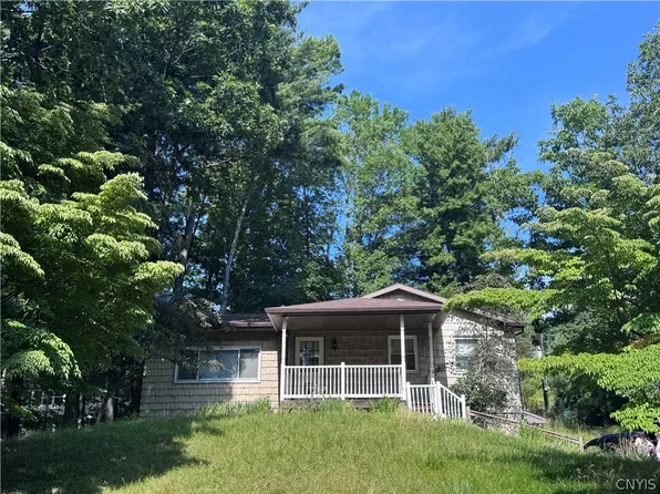 2116 W Hamton Rd, Binghamton, NY 13903