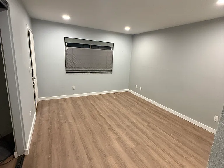 1100 Newport Ave #204 — Photo 11