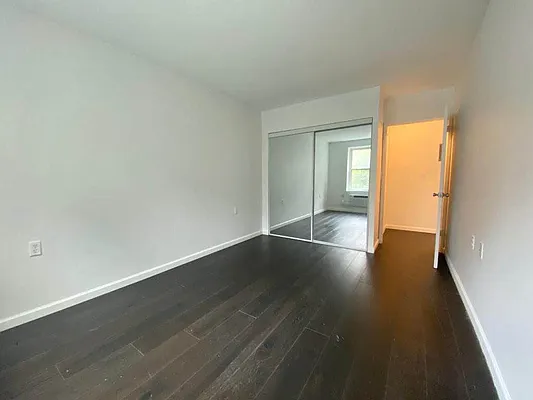 Rented by Lang Realty LLC | media 7