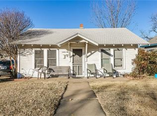 2103 Chestnut Ave, Fort Worth, TX 76164