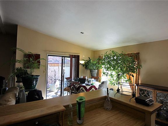 3rd image of 2304 Sharpshire Ln