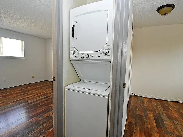 10005 Sagewood Dr — Photo 13