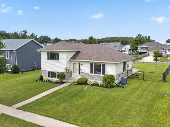 522 Brook Ave, Saint Charles, MN 55972