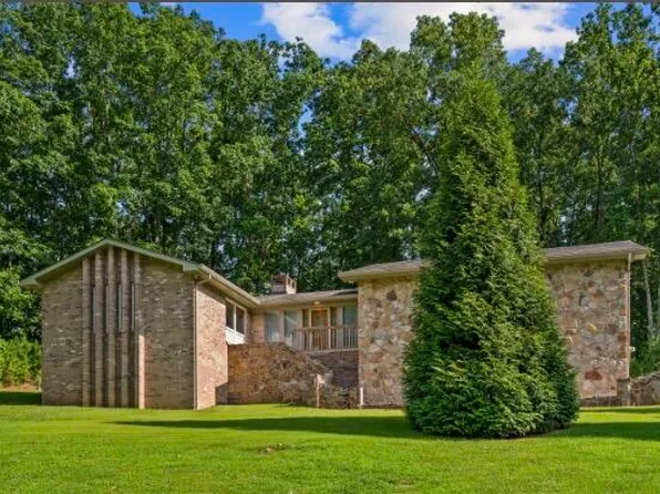 3630 Elder Mountain Rd, Chattanooga, TN 37419