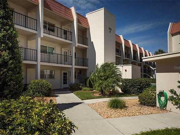 2nd image of 260 Santa Maria St APT 310