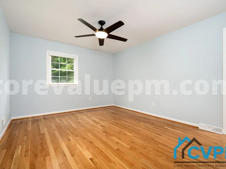 4702 Shelley Ln — Photo 14