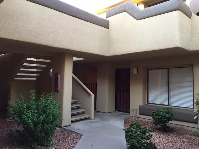 1432 W Emerald Ave — Photo 5